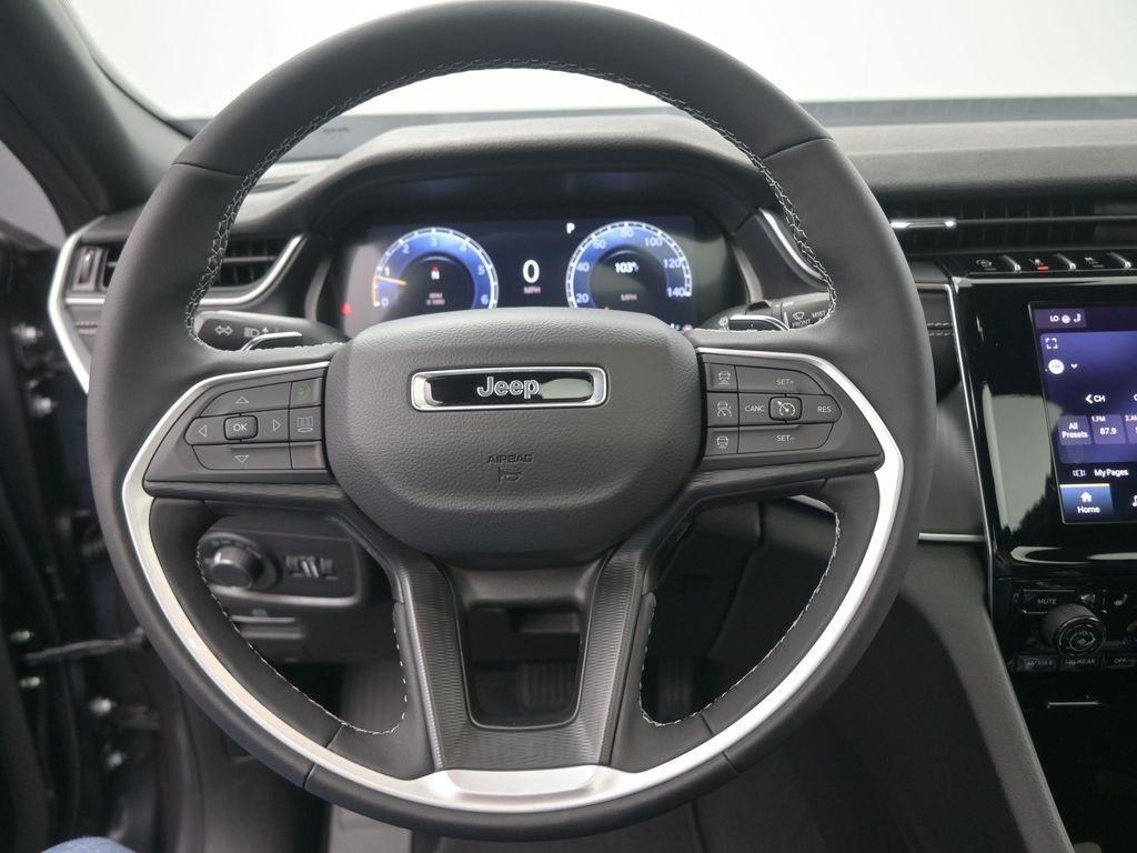 new 2025 Jeep Grand Cherokee L car, priced at $44,556