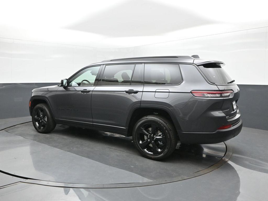 new 2025 Jeep Grand Cherokee L car, priced at $44,556