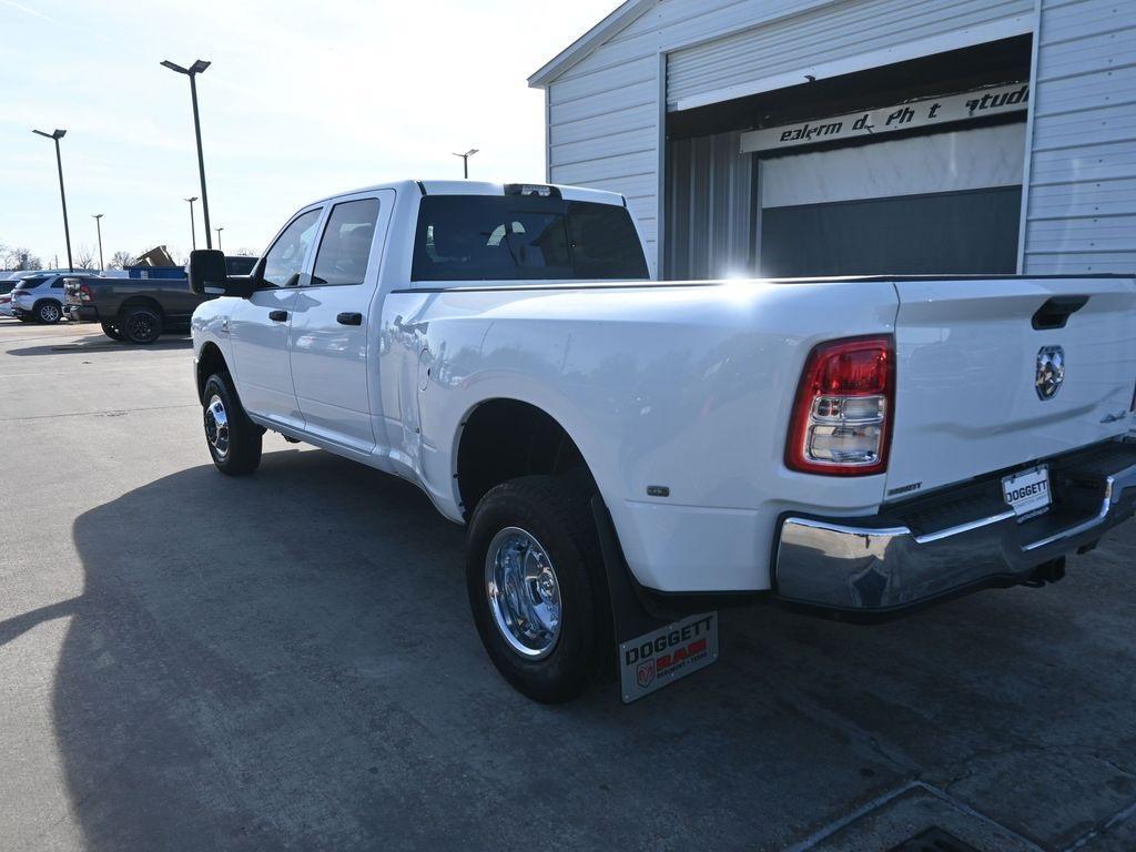 new 2024 Ram 3500 car, priced at $62,646