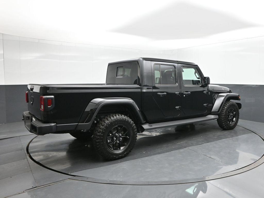 new 2025 Jeep Gladiator car, priced at $44,857