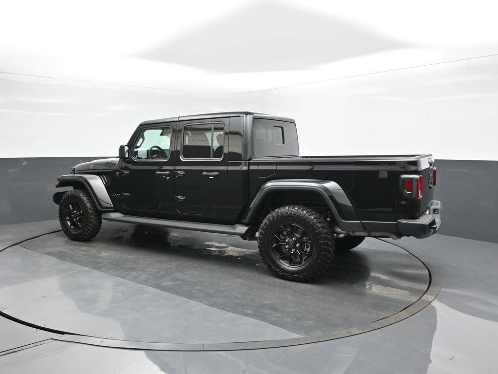 new 2025 Jeep Gladiator car, priced at $44,857