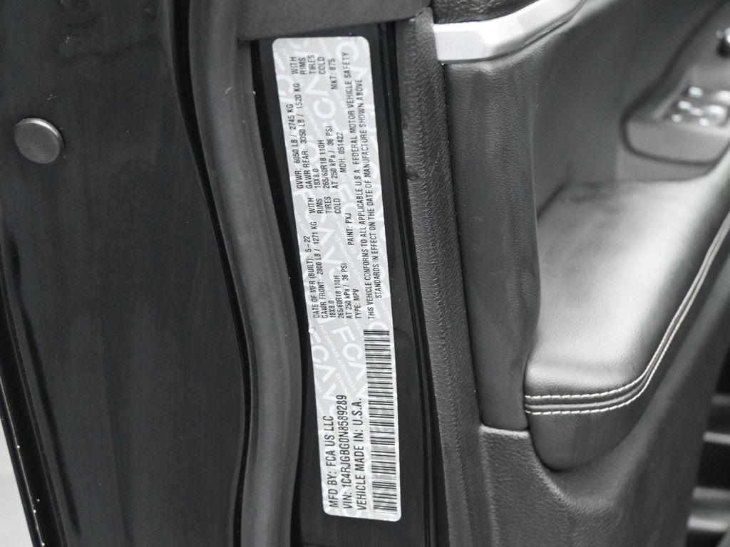 used 2022 Jeep Grand Cherokee car, priced at $28,868