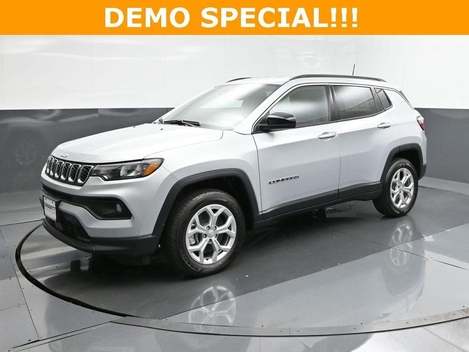 new 2024 Jeep Compass car, priced at $23,004