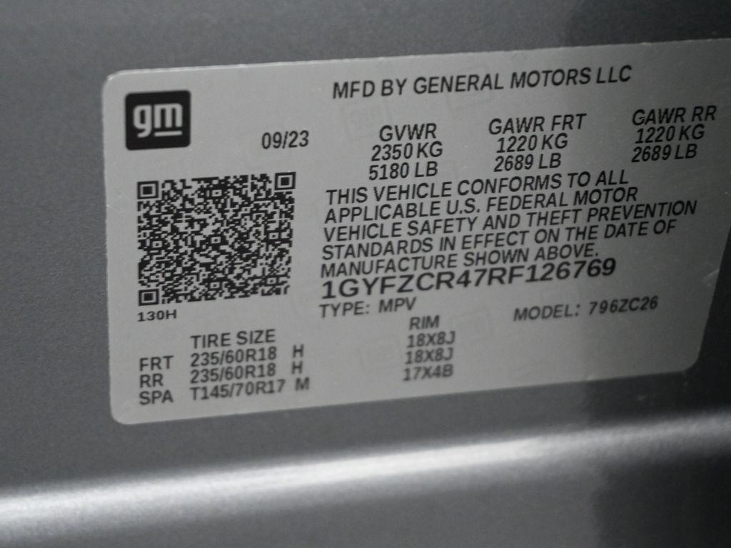 used 2024 Cadillac XT4 car, priced at $36,623