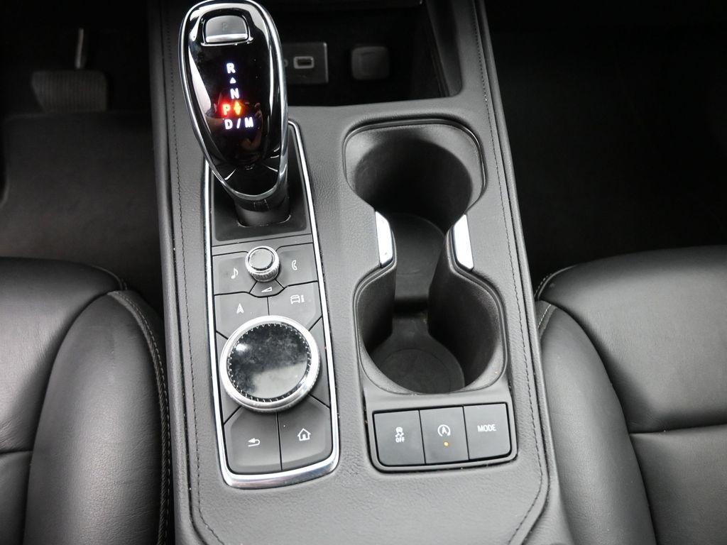 used 2024 Cadillac XT4 car, priced at $36,623