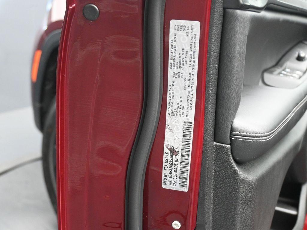 new 2025 Jeep Grand Cherokee L car, priced at $46,265
