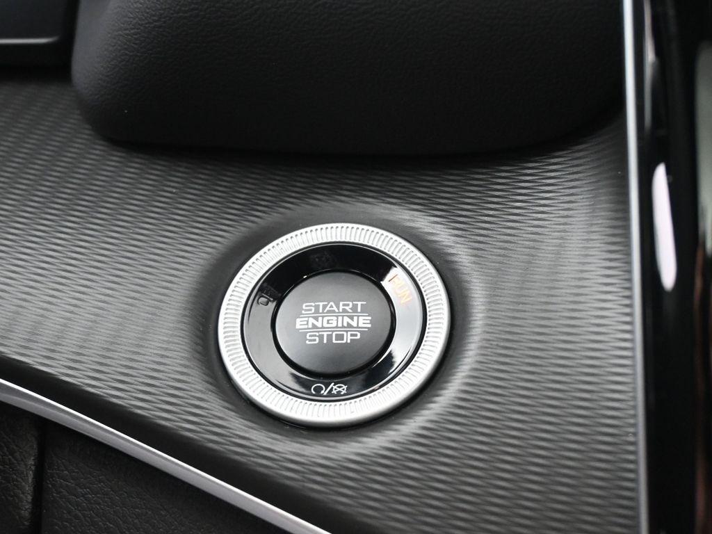 new 2025 Jeep Grand Cherokee L car, priced at $46,265