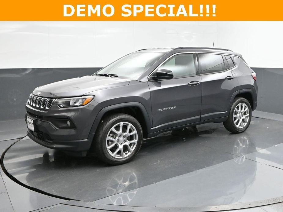 new 2024 Jeep Compass car, priced at $24,157