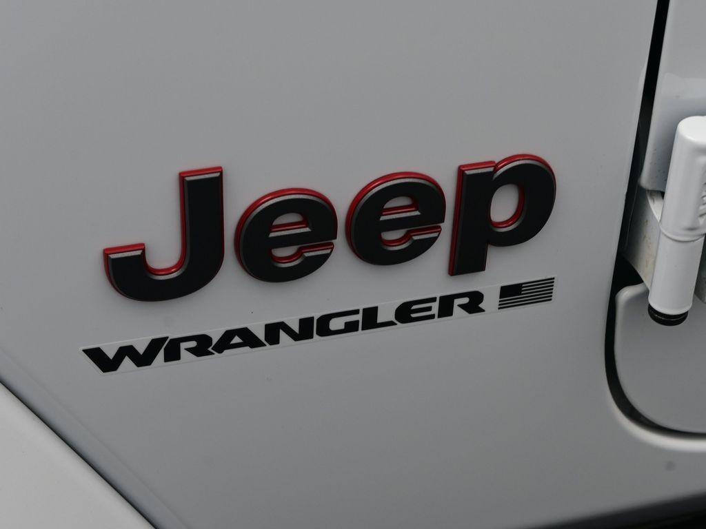 new 2025 Jeep Wrangler car, priced at $53,123