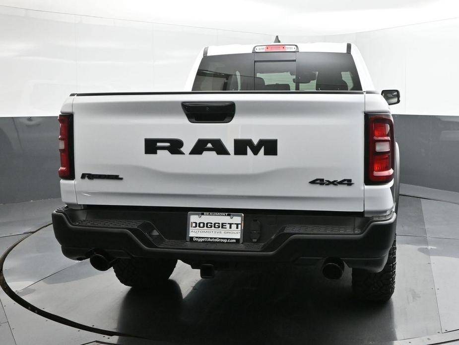 new 2025 Ram 1500 car, priced at $60,652