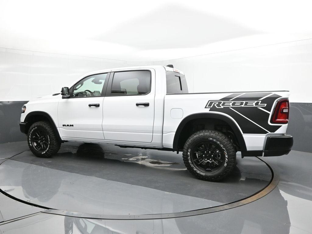 new 2025 Ram 1500 car, priced at $60,652