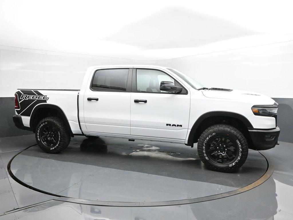 new 2025 Ram 1500 car, priced at $60,652