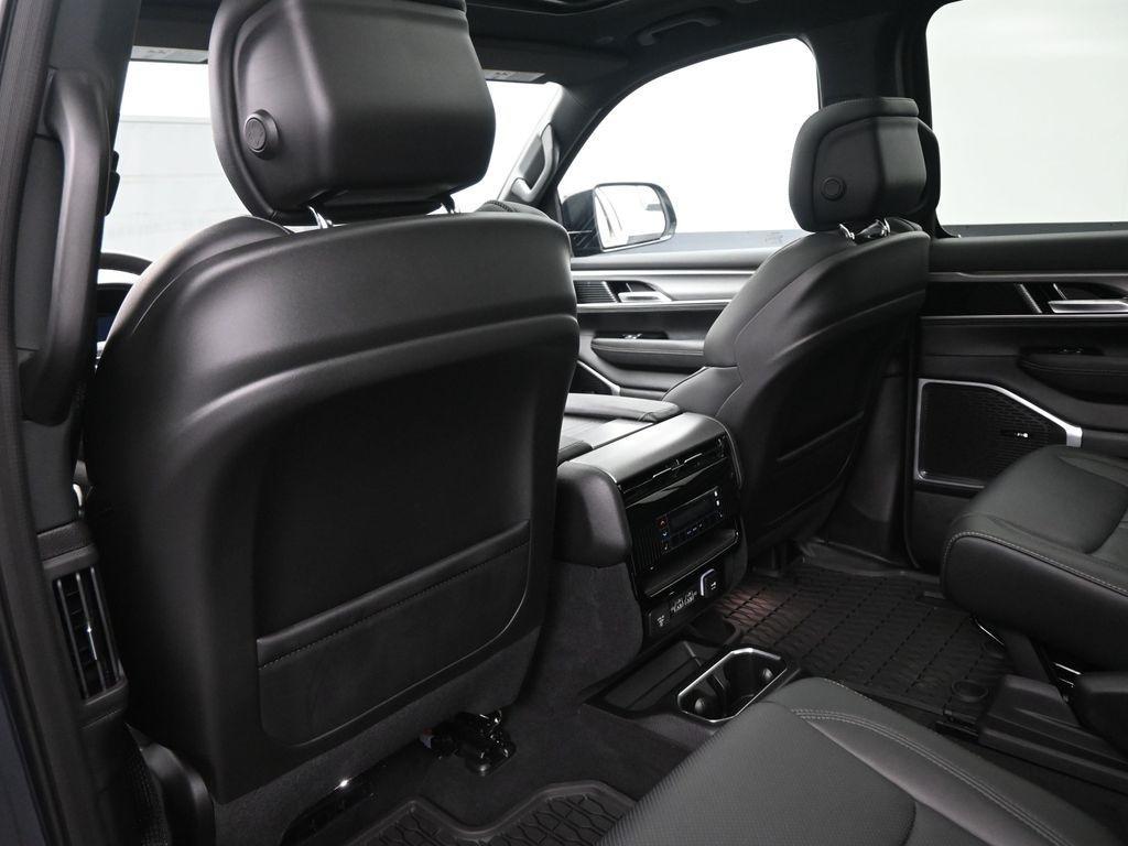 new 2025 Jeep Wagoneer car, priced at $70,420