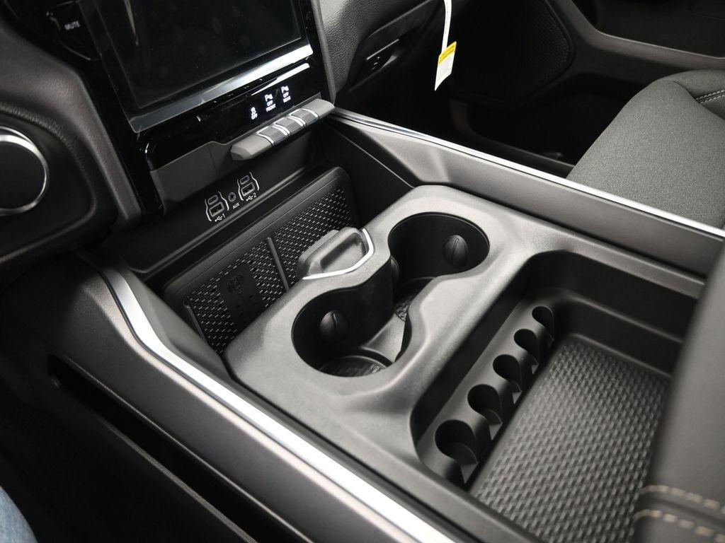 new 2025 Ram 1500 car, priced at $49,557