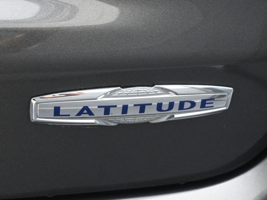 used 2022 Jeep Compass car, priced at $20,281