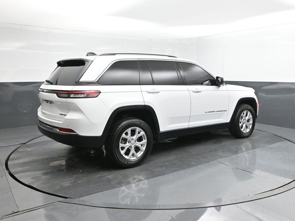 used 2023 Jeep Grand Cherokee car, priced at $28,931