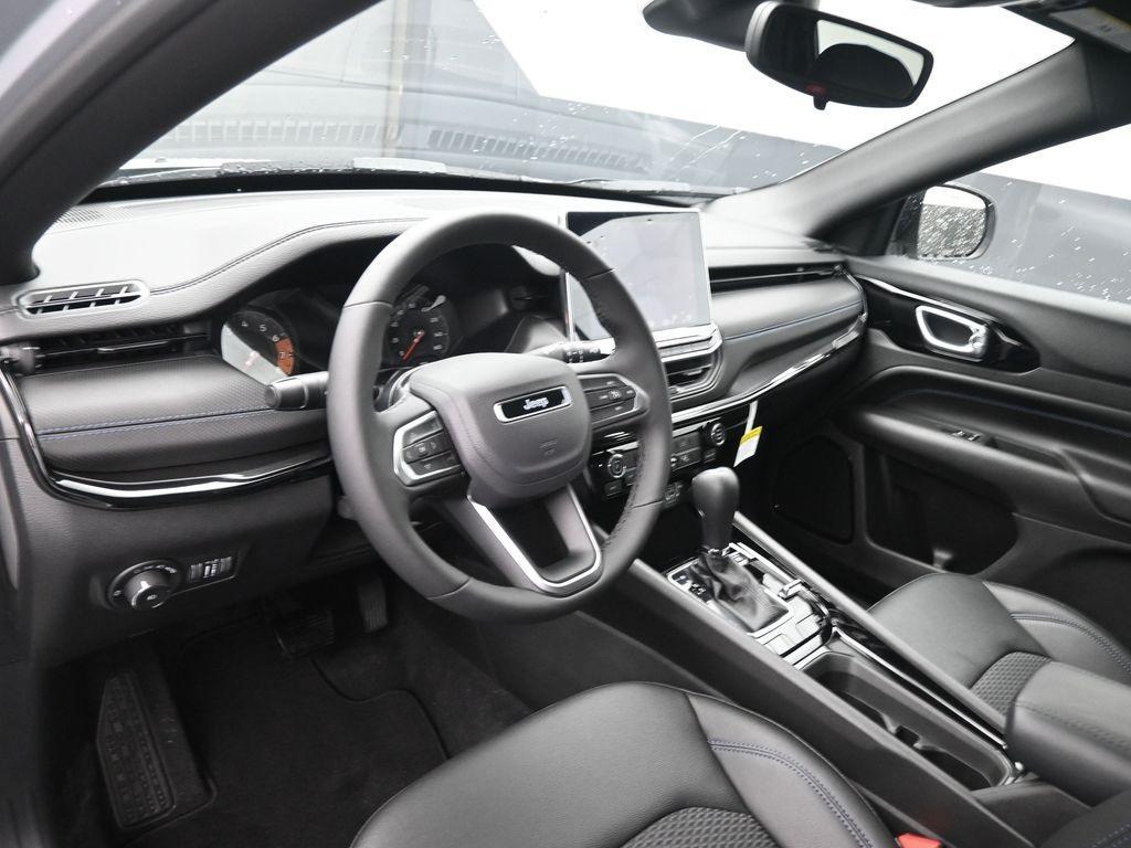 new 2025 Jeep Compass car, priced at $32,755