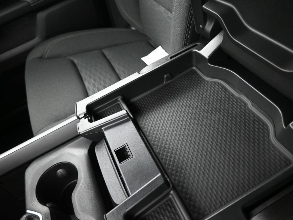 new 2025 Ram 1500 car, priced at $53,913
