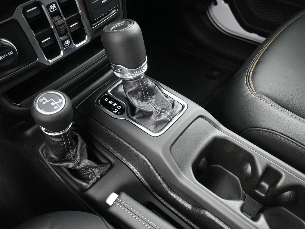 new 2025 Jeep Gladiator car, priced at $44,866