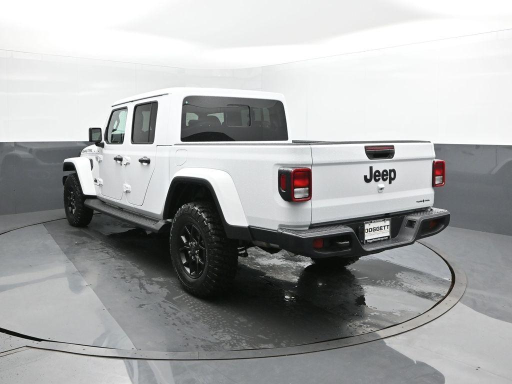 new 2025 Jeep Gladiator car, priced at $44,866