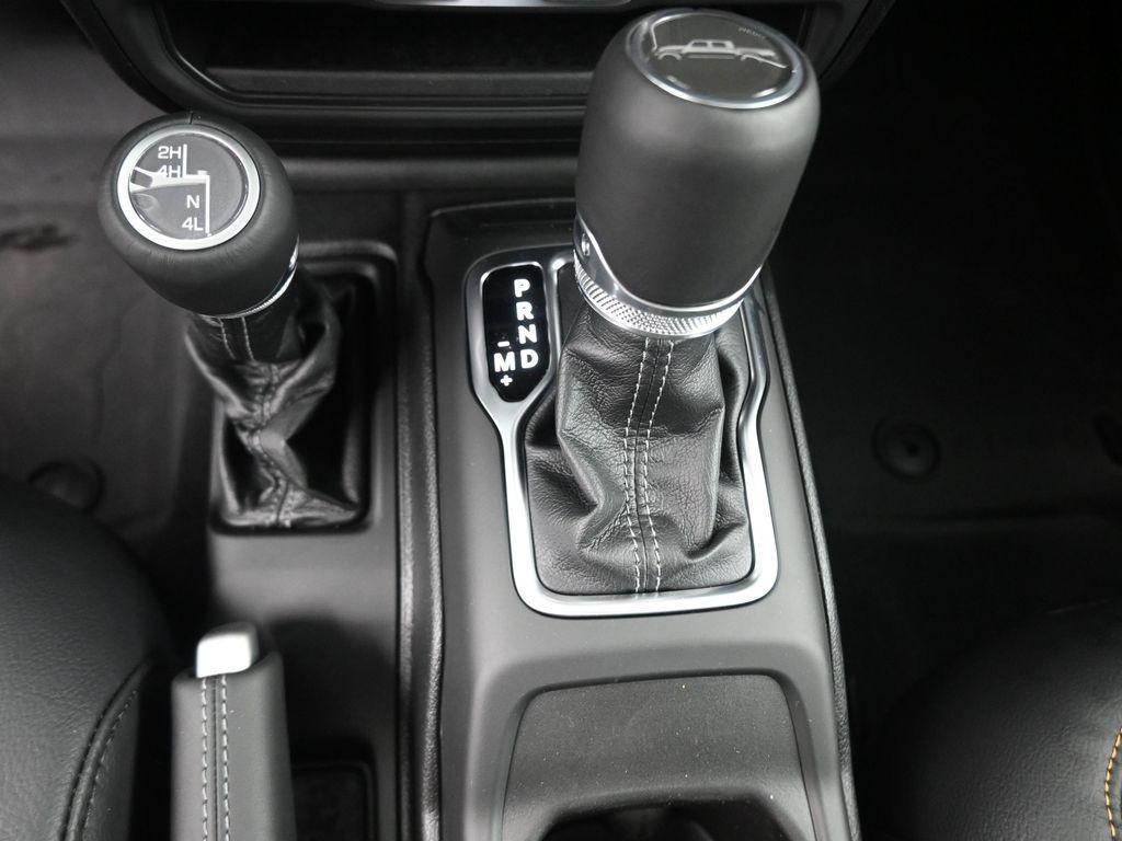 new 2025 Jeep Gladiator car, priced at $44,866