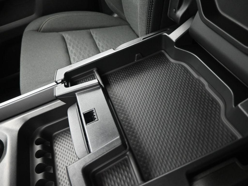 new 2025 Ram 1500 car, priced at $43,723