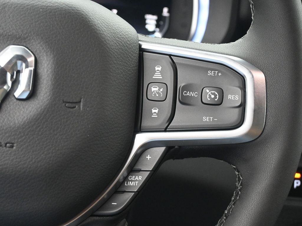 new 2025 Ram 1500 car, priced at $43,723
