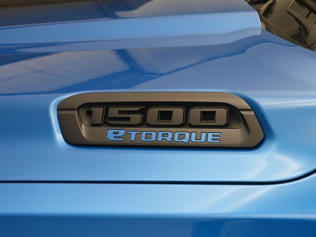 new 2025 Ram 1500 car, priced at $43,723