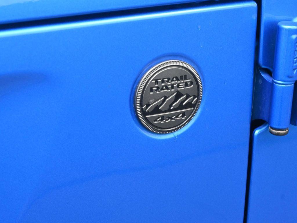 used 2021 Jeep Gladiator car, priced at $34,376