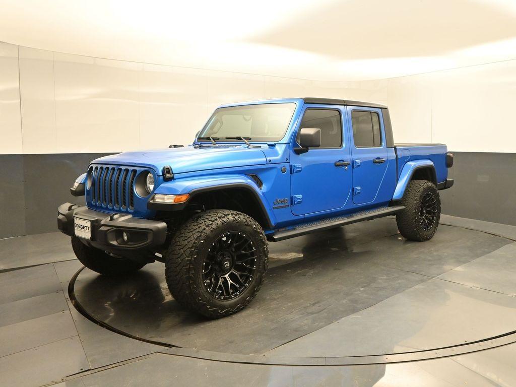 used 2021 Jeep Gladiator car, priced at $34,376