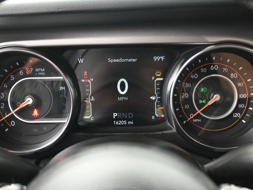 used 2021 Jeep Gladiator car, priced at $34,376