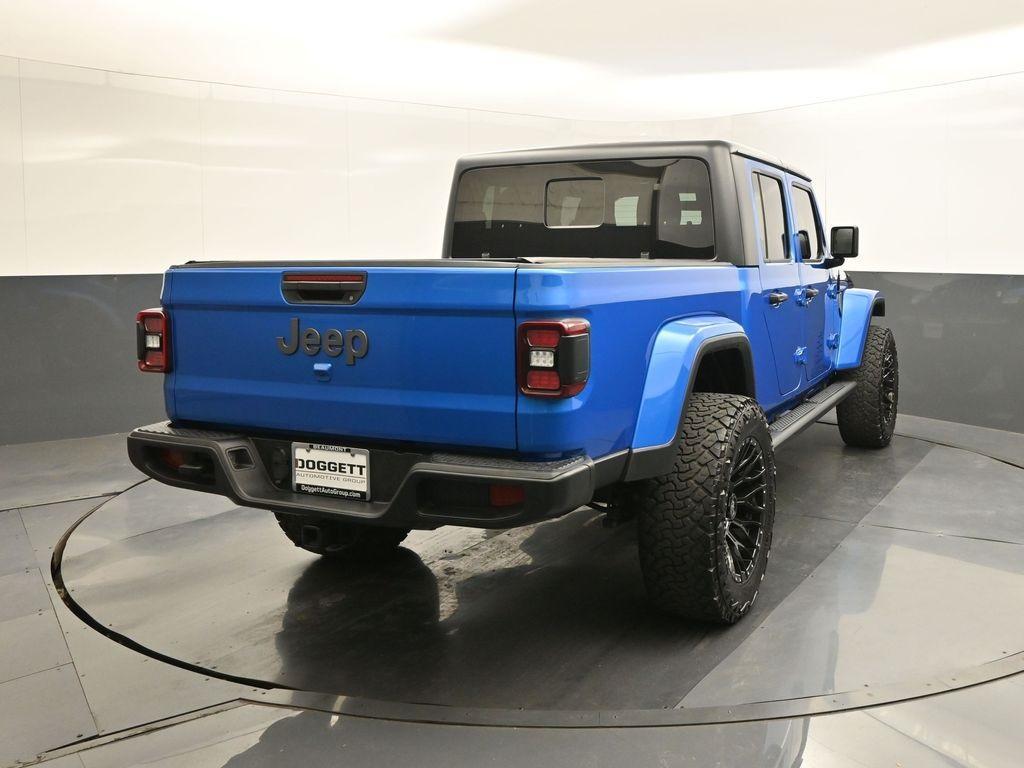 used 2021 Jeep Gladiator car, priced at $34,376