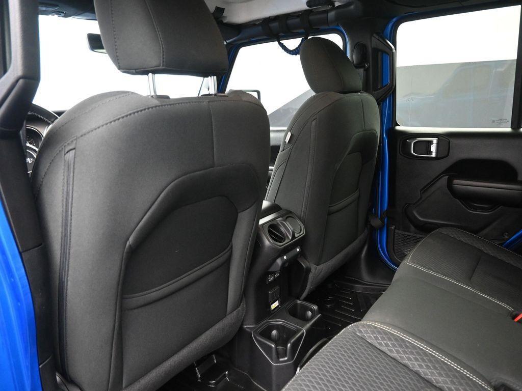 used 2021 Jeep Gladiator car, priced at $34,376