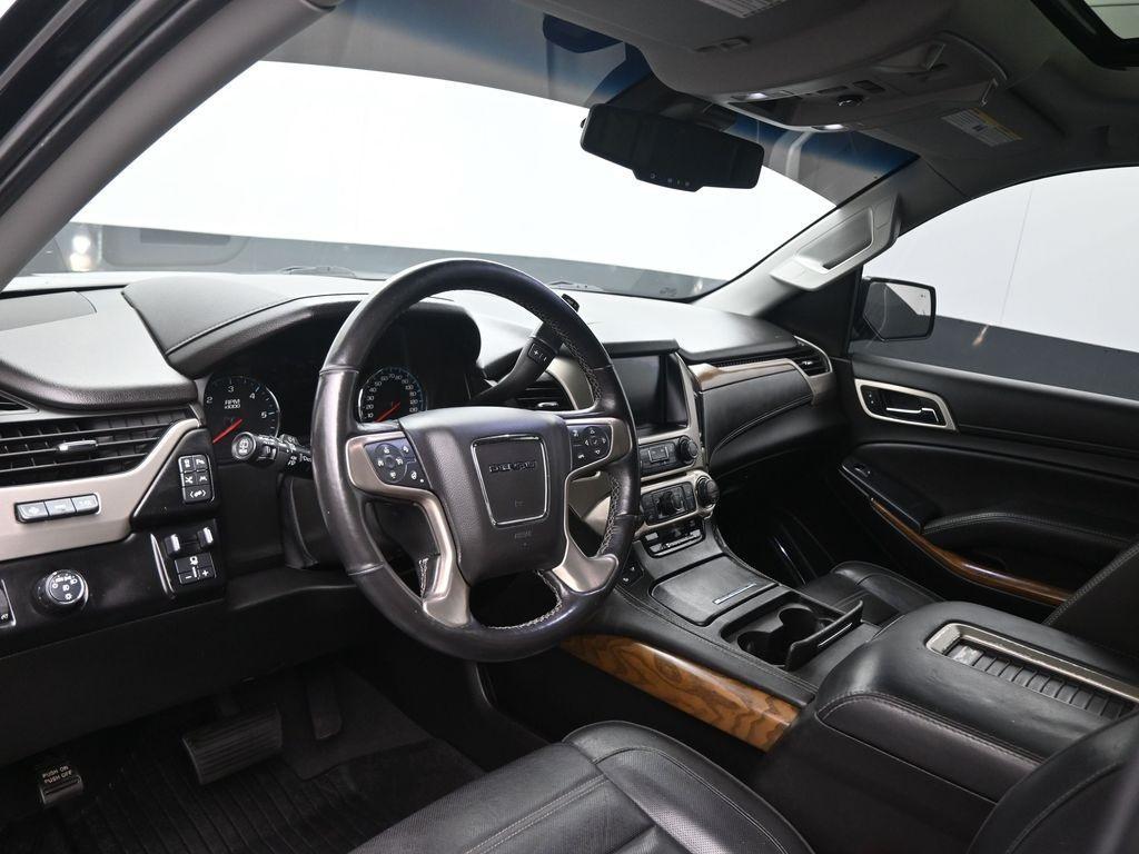 used 2019 GMC Yukon car, priced at $31,197
