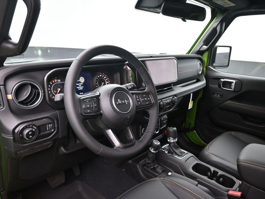 new 2025 Jeep Gladiator car, priced at $48,990