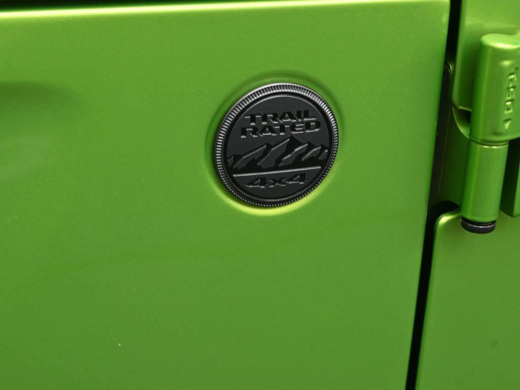 new 2025 Jeep Gladiator car, priced at $48,990