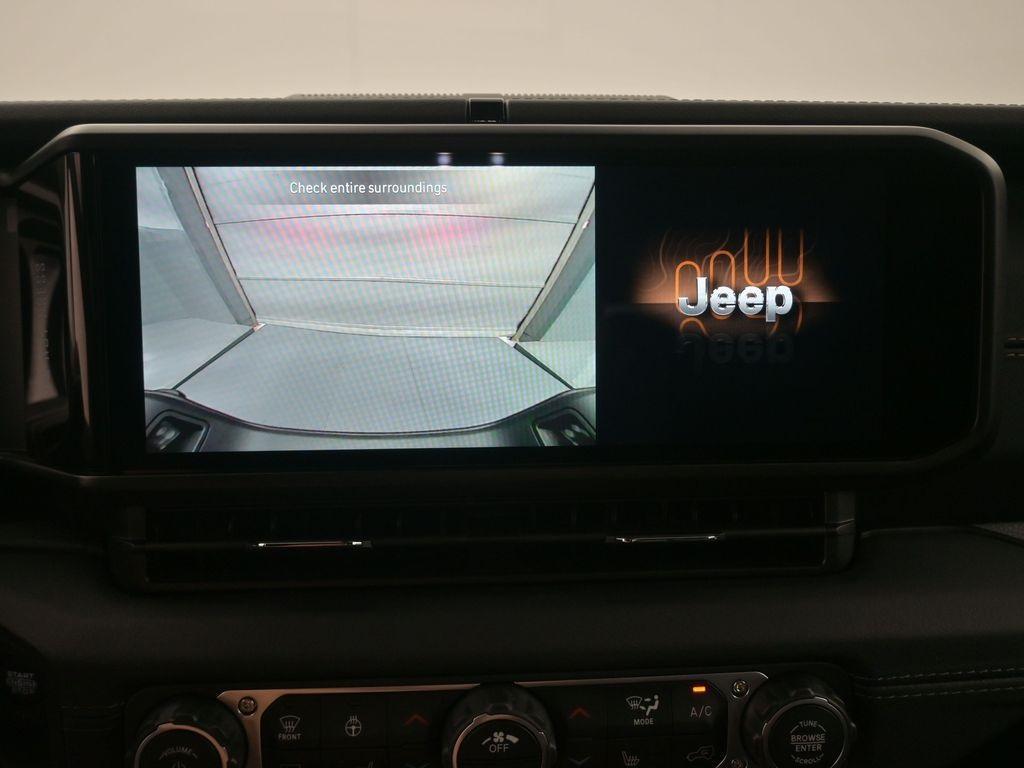 new 2025 Jeep Gladiator car, priced at $45,045