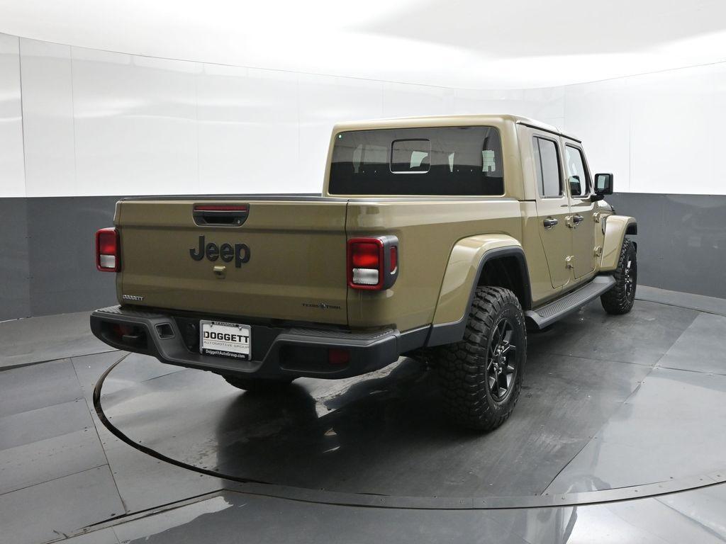 new 2025 Jeep Gladiator car, priced at $45,045