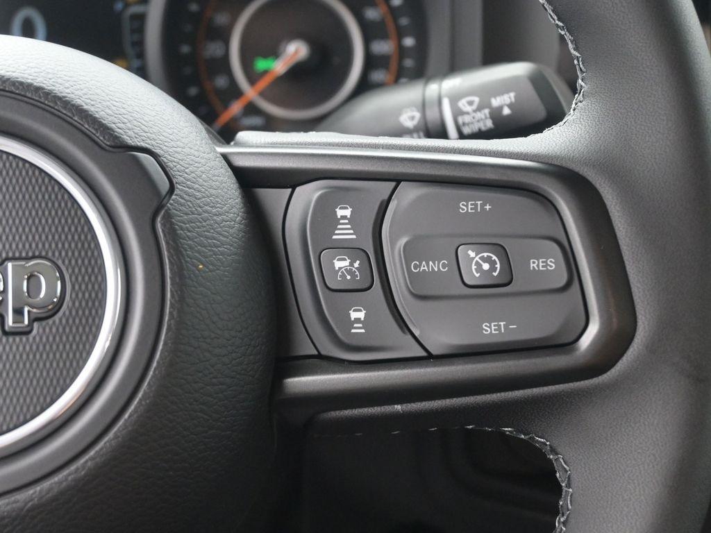 new 2025 Jeep Gladiator car, priced at $45,045