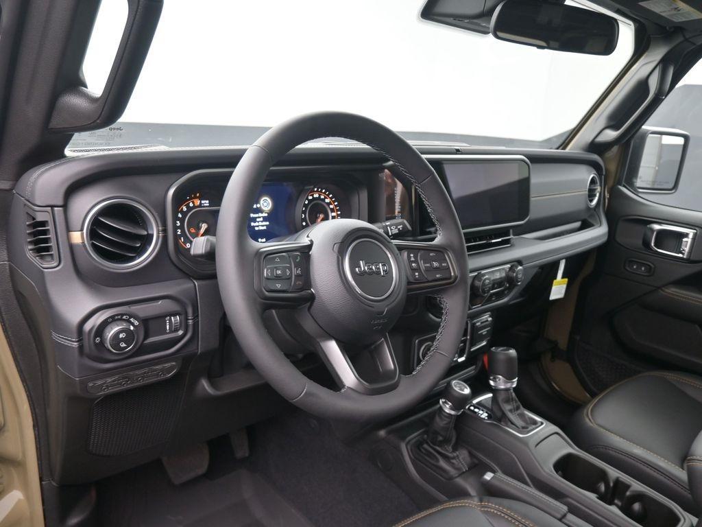 new 2025 Jeep Gladiator car, priced at $45,045