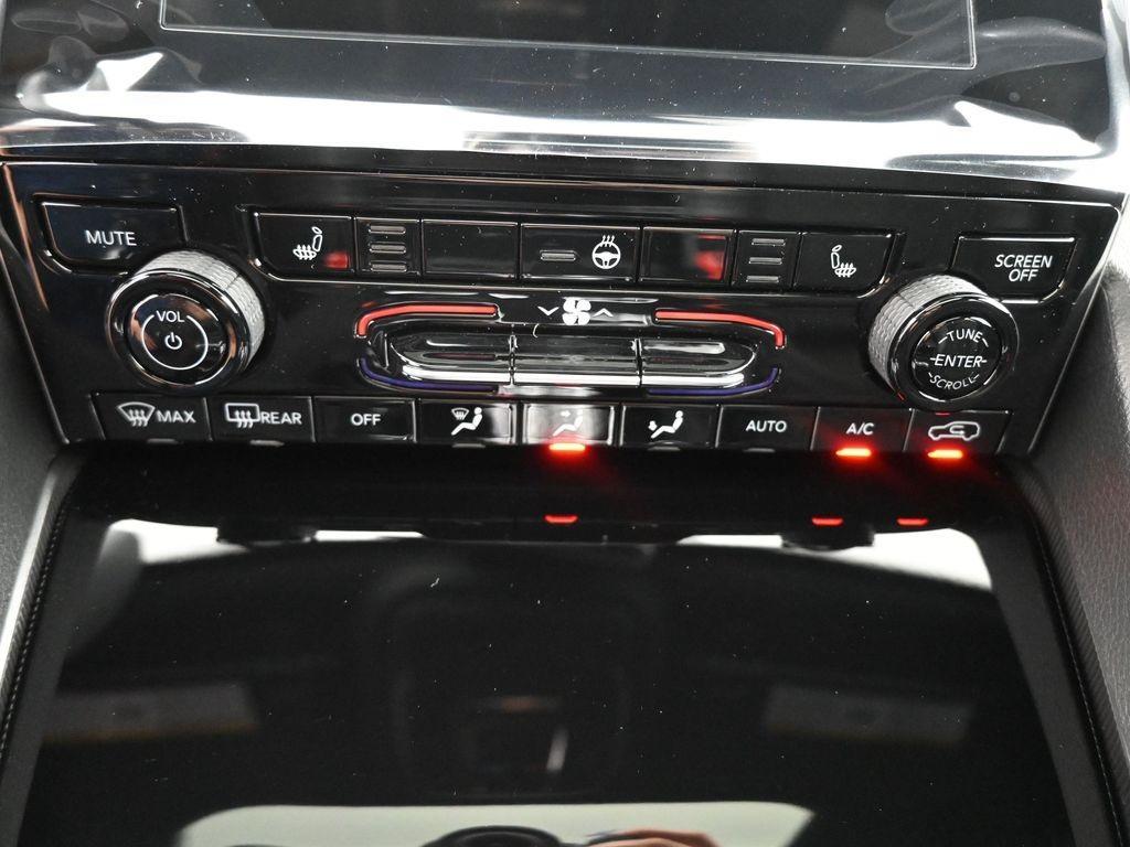 new 2025 Jeep Grand Cherokee L car, priced at $46,486