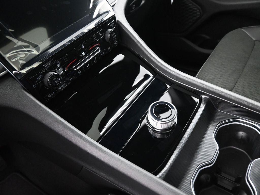 new 2025 Jeep Grand Cherokee L car, priced at $46,486