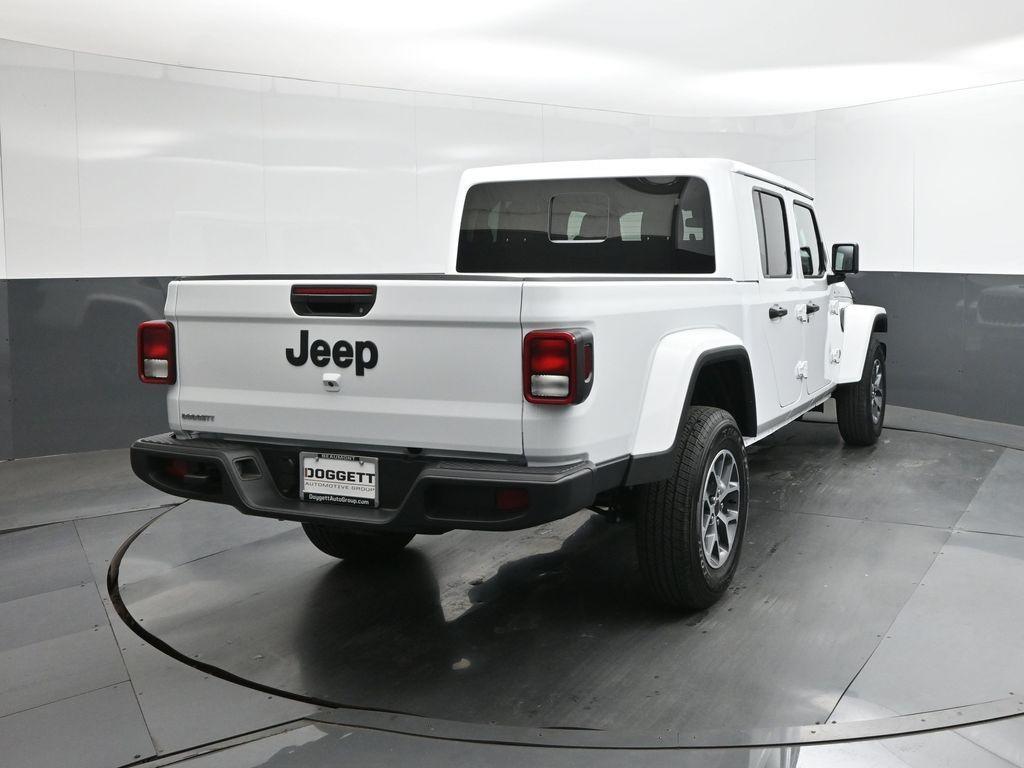new 2025 Jeep Gladiator car, priced at $48,352