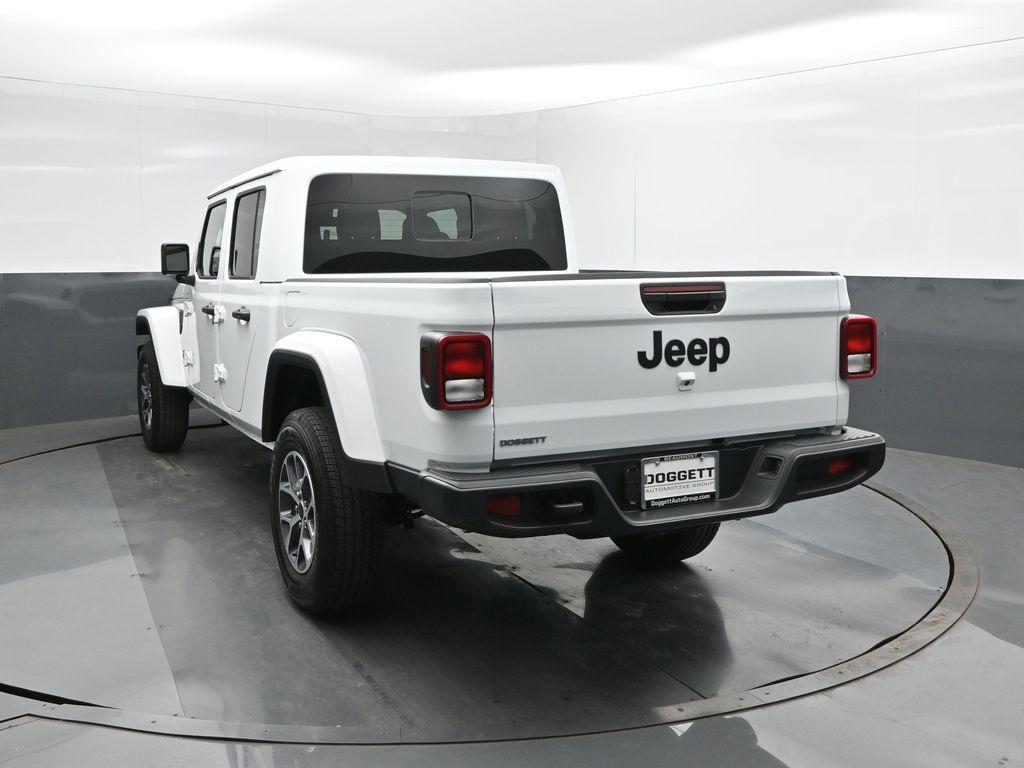new 2025 Jeep Gladiator car, priced at $48,352
