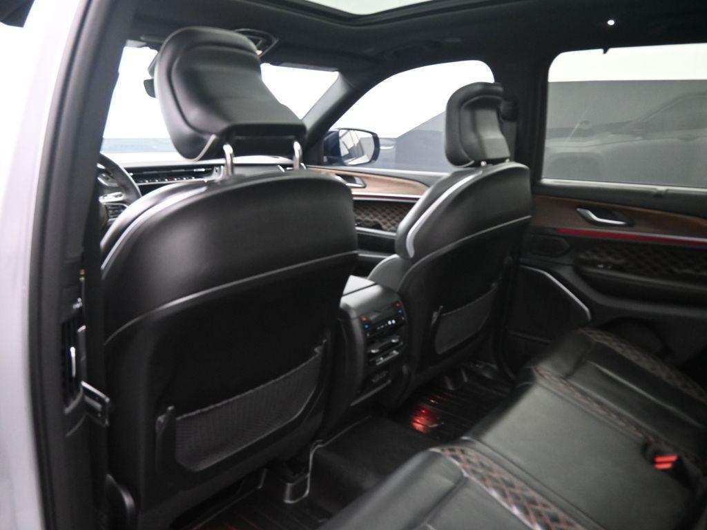 used 2022 Jeep Grand Cherokee car, priced at $35,343