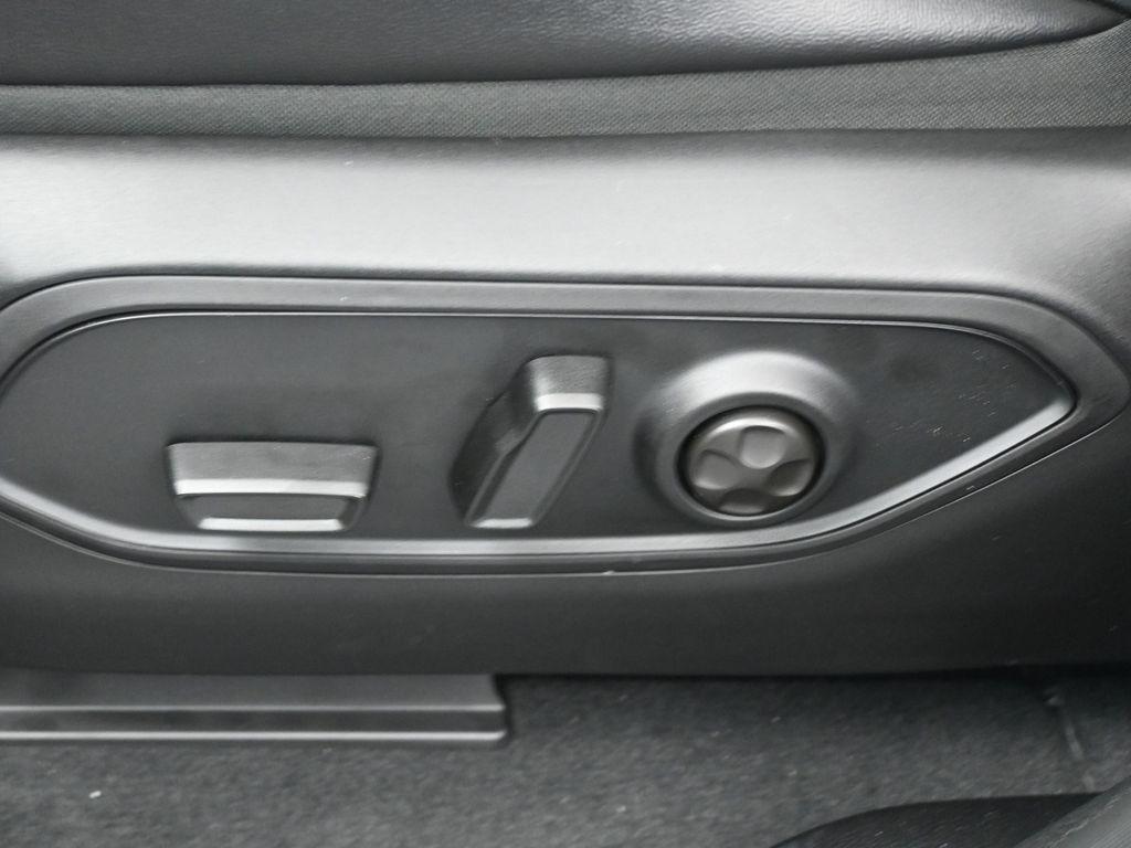new 2025 Jeep Grand Cherokee L car, priced at $45,687