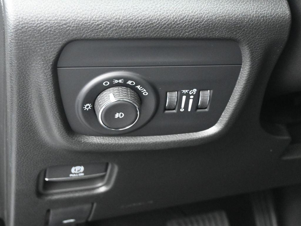 new 2025 Jeep Grand Cherokee L car, priced at $45,687