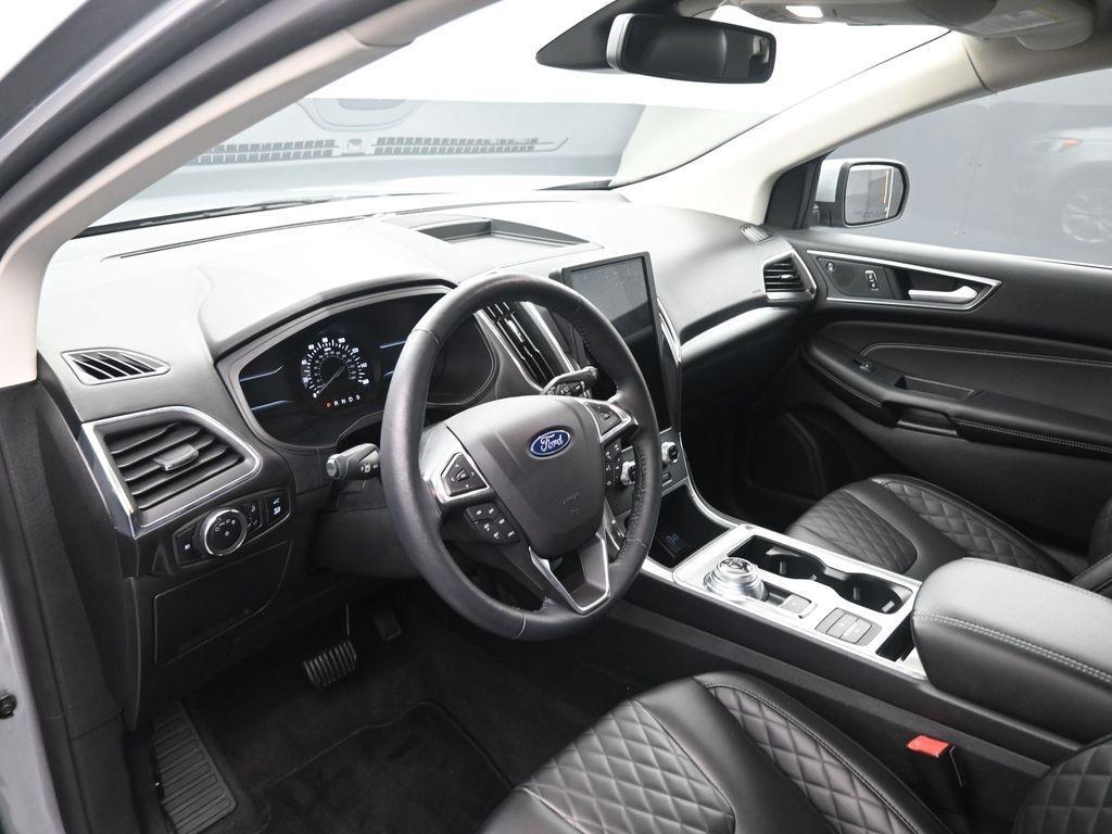 used 2024 Ford Edge car, priced at $30,068
