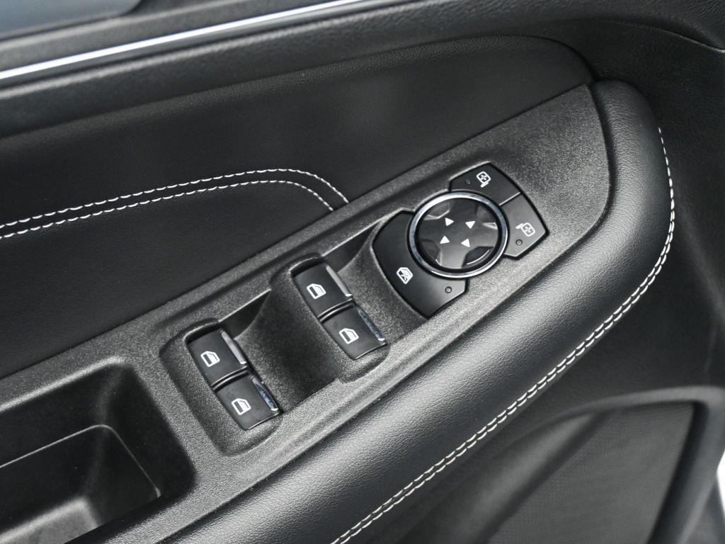 used 2024 Ford Edge car, priced at $30,068