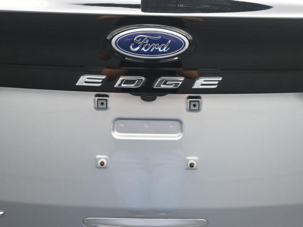 used 2024 Ford Edge car, priced at $30,068